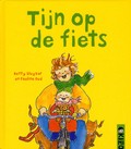 Tijn op de fiets